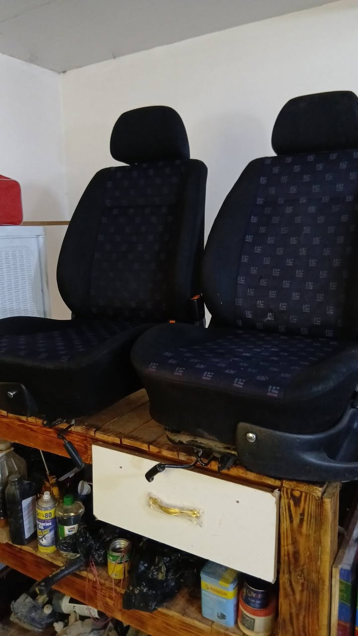 السلام عليكم من رخصت ابو كرار تخم كشنات للبيع السعر 300الف كلشي موضح بل تصوير مكاني بغداد زعفرانيه للستفسار *********** بي واتساب ماعندك نت ماعندك رصيد رمش واني اخابرك مع تحياتي للجميع
