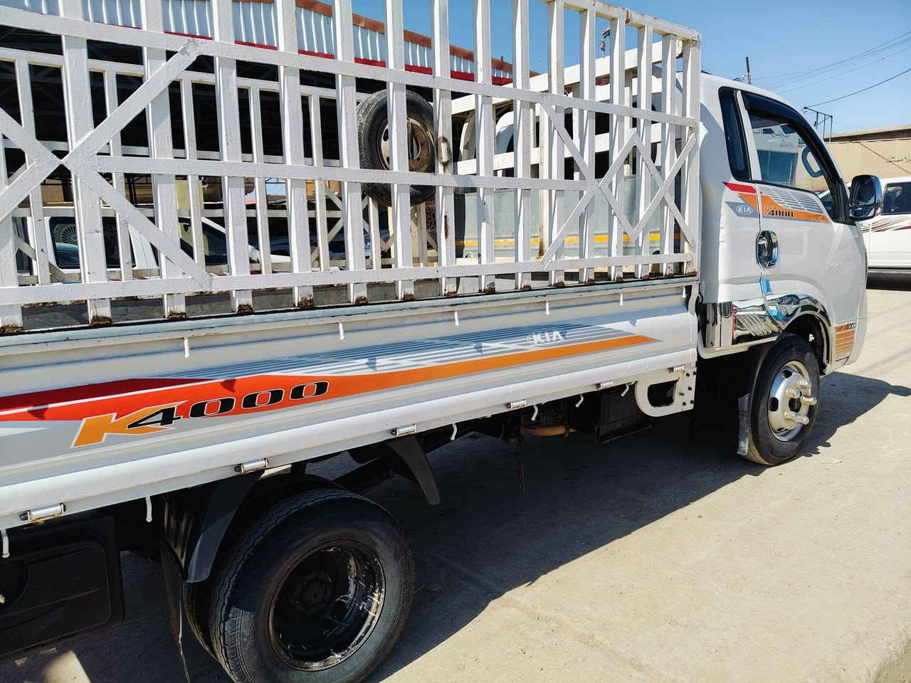 كيه فحل كلها شرط مع التحويل رقم بقداد تاير محور+تانكي گاز مال انتر كبير موديل 2016مكان بعاج سعر 140بيها مجال  *********** وتساب اتصال
