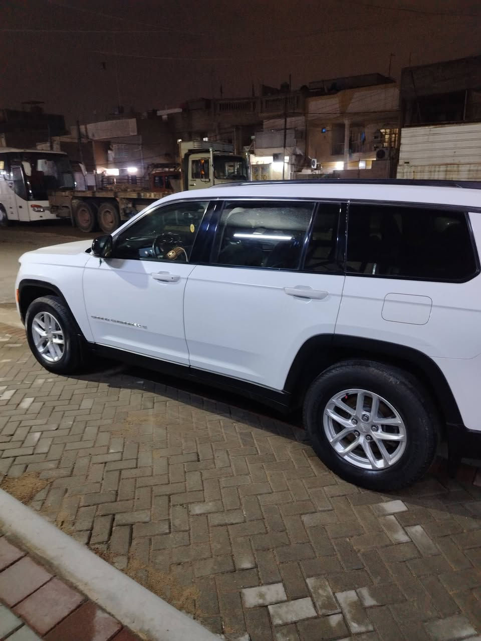 جيب لاريدو موديل ٢٣ وارد أمريكي ضرر بسيط للبيع للاستفسار إتصل بالرقم ***********١
