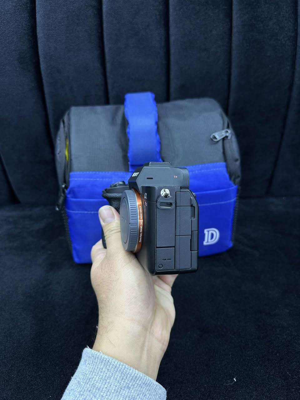 Sony a7Siii
نظافتها 95%
ويا جنطه  شاحنه و 
سعرها مليونين880 الف 
شراي تعال خاص


**إذا كنت صاحب هذا الإعلان وتريد حذفه لأي سبب، رجاءا أرسل رسالة إلى الدعم الفني**