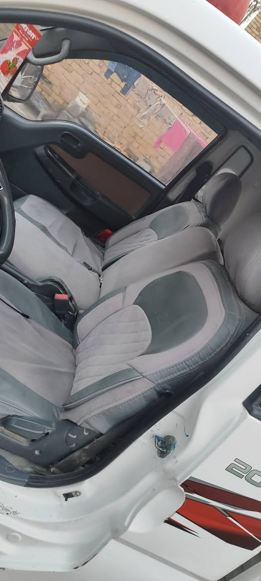 السلام عليكم  كيا حمل للبيع  موديل ٢٠١٩ كفاله عدا تبديل بنيد  رقم انكليزي بصره  سنويه لل٢٨ سياره خير من الله مال جناي مجهزه  عل ايدي سعر ١١٧ وبيه مجال للشراي  للاستفسار اتصل *********** مكان ناصريه شطره مدوار ثاني يوم شرط مامتواجد عل فيس
