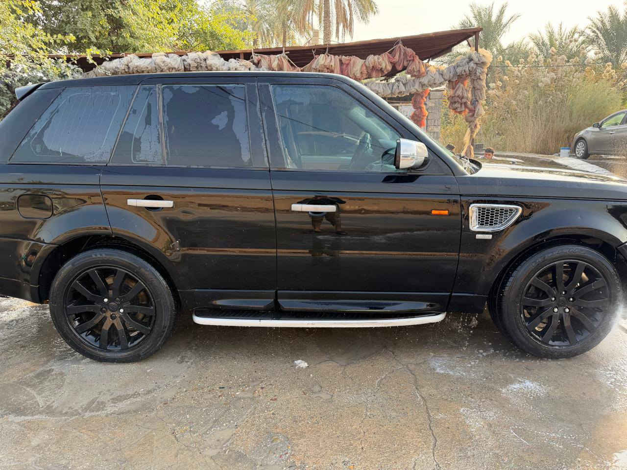 ادوات ادوات رانج روفر موديل 2013 متومه رقم وسنويه جاهزه مكينه كير ديفوار كبيره سياره  جاهزه ومانقصه اي شي للبيع او المراوس مكاني بابل للاستفسار ***********
