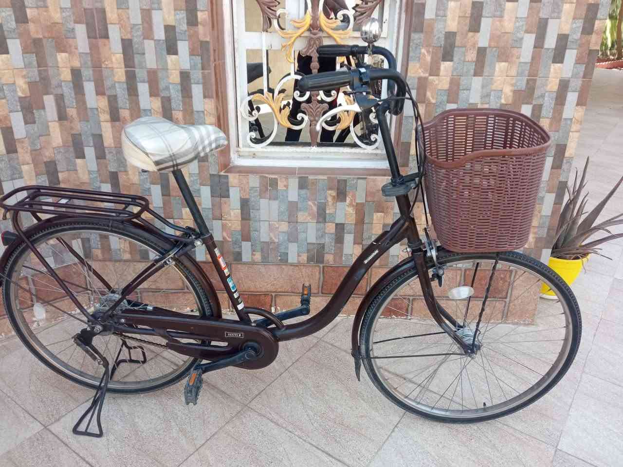 البايسكل حجم 26 للبيع السعر 100 وبي مجال للشراي


**إذا كنت صاحب هذا الإعلان وتريد حذفه لأي سبب، رجاءا أرسل رسالة إلى الدعم الفني**