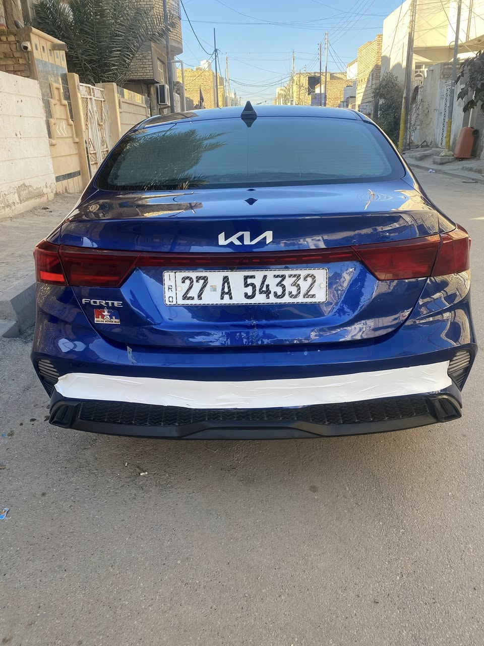 سلام عليكم سياره للبيع فورتي 2023كفاله عامه  بيه ضربه بس بقلق الجنطه علئ باردولاقطعت تبديل بيه ولا صبغ ولا معجون سياره جهازه من كلشي ماعده تبريد بيه السعر142وبيه مجال 
***********هذا الرقم بيه وتساب
