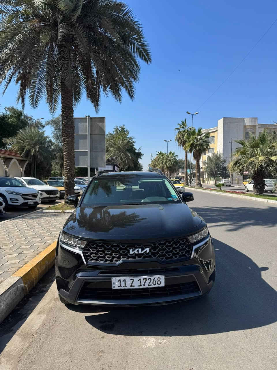 السلام عليكم
مرقم جاهز (رقم بغداد )
كيا سورينتو X-Line 2023 دخول 
٧ راكب  ماشية ١١ كم
محرك ٤ سلندر ٢٥٠٠
بصمة تشغيل عن بعد 
داخل جلد  حساسات  أمامي  خلفي
شحن واير ليس 
اشاير بالمري 
شاشة  كبيرة لمس 
تبريد  قطعتين 
داخل جلد 
تدفئة كشنات 
نظام حفظ المسار  وبعد هواي مواصفات 
صور الحادث موجودة بالمنشور 
السعر  222
موبايل .***********  ابو طيبة / الكاظمية
