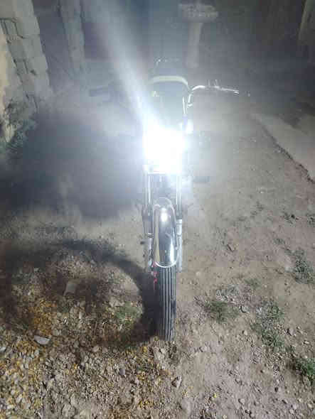 سلام وعليكم دراجه للبيع سيفان موديل 2023 اوراق اصولي محرك مكفول مامفتوح سعر 550 بيه مجال حك الجيه مو شراي لاتعبني موضح الك بتصوير العنوان بابل محاويل مع رقم ***********
