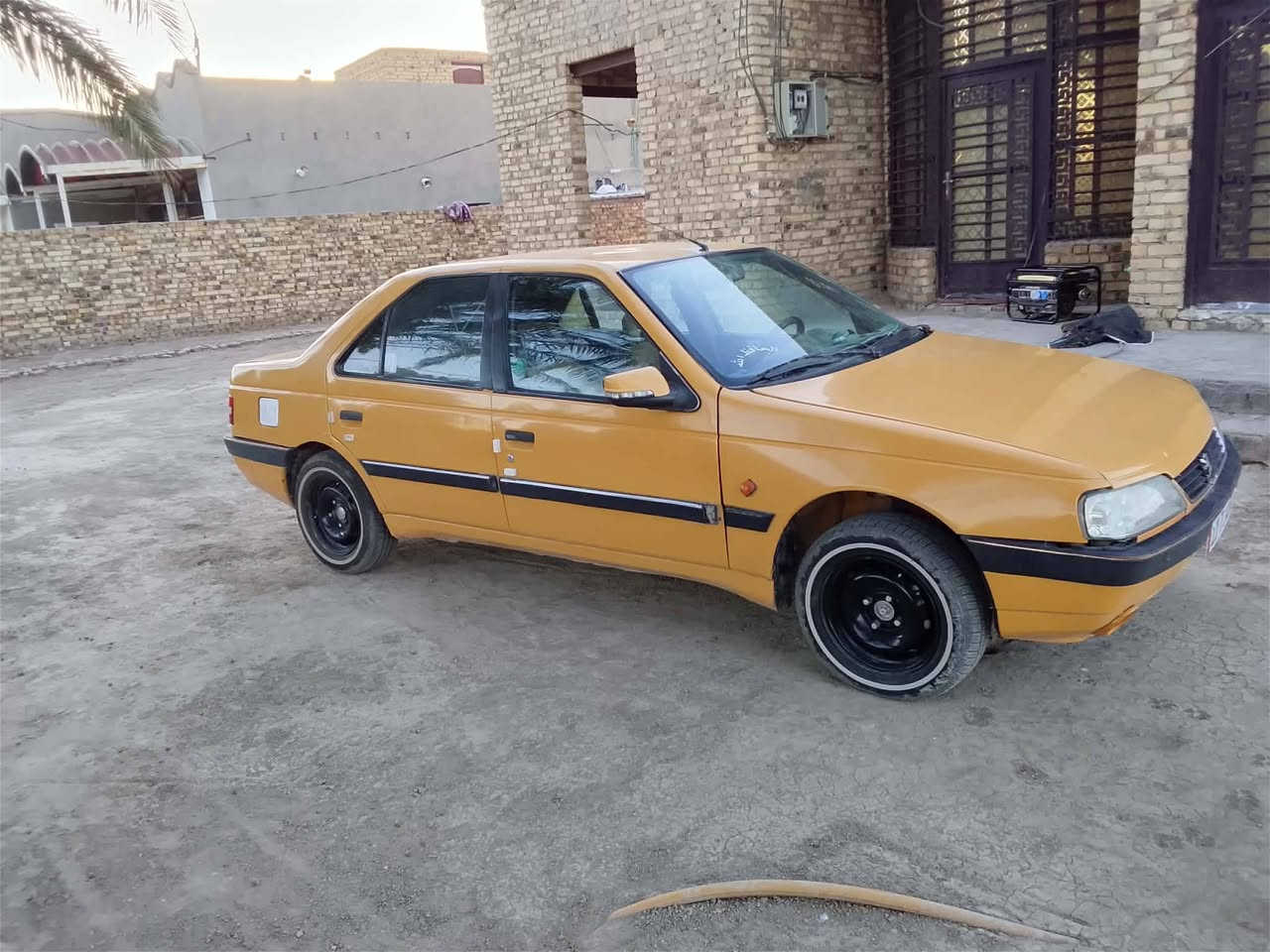 بسم الله الرحمن الرحيم  بيجو 405  رقم بغداد بسمي كفاله مكينه وكير وتخم تاير تبريد شغال مابها نقص برغي السعر 30 مكان الديوانية باقي تفاصيل ***********
