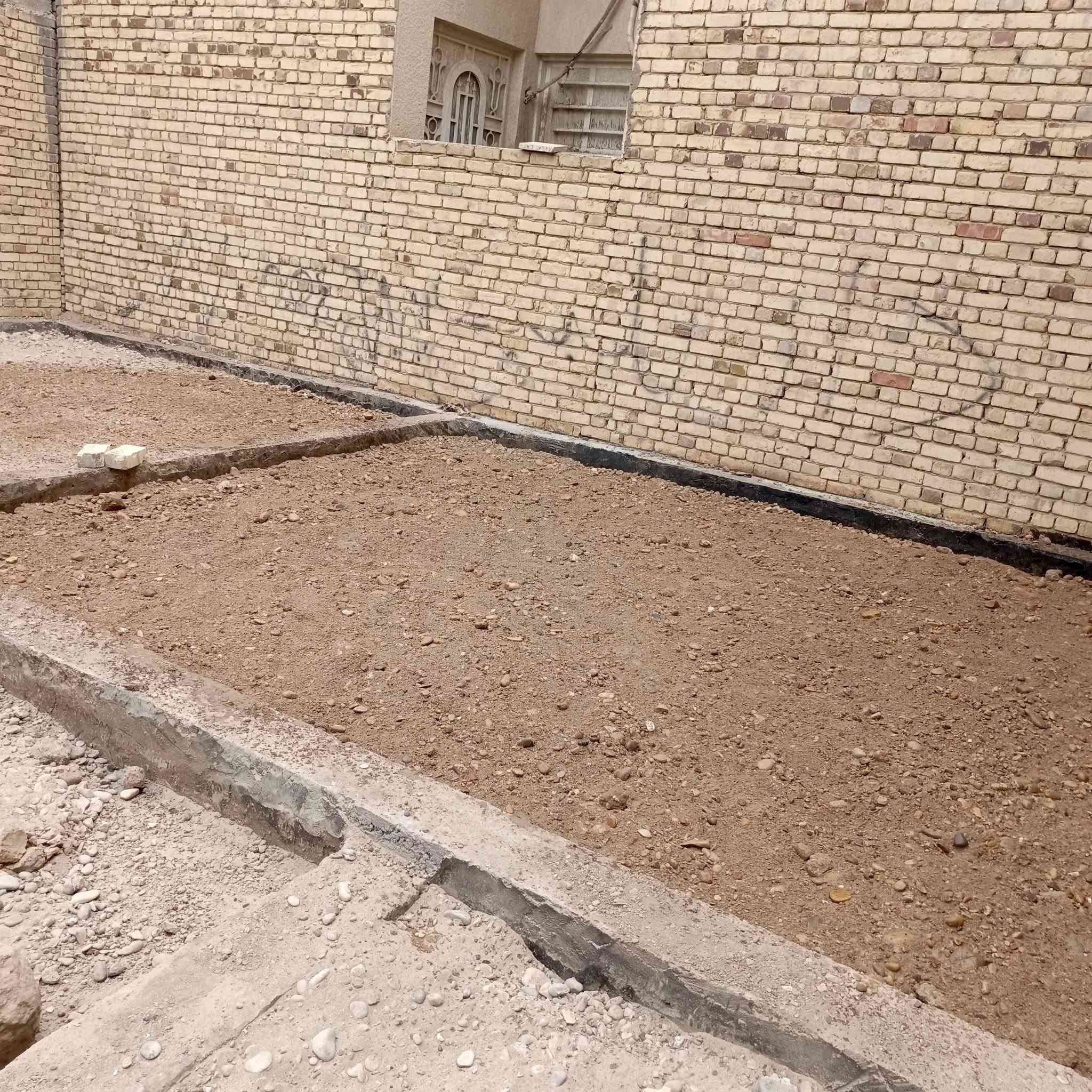 السلام عليكم قلع قطع مع دفن جلمود وسبيس وحادله دفن بتلوات معه  تزفيت بنسب الاسعار في ميسان  العمارة هذي رقمي ***********( بنسب الاسعار)
