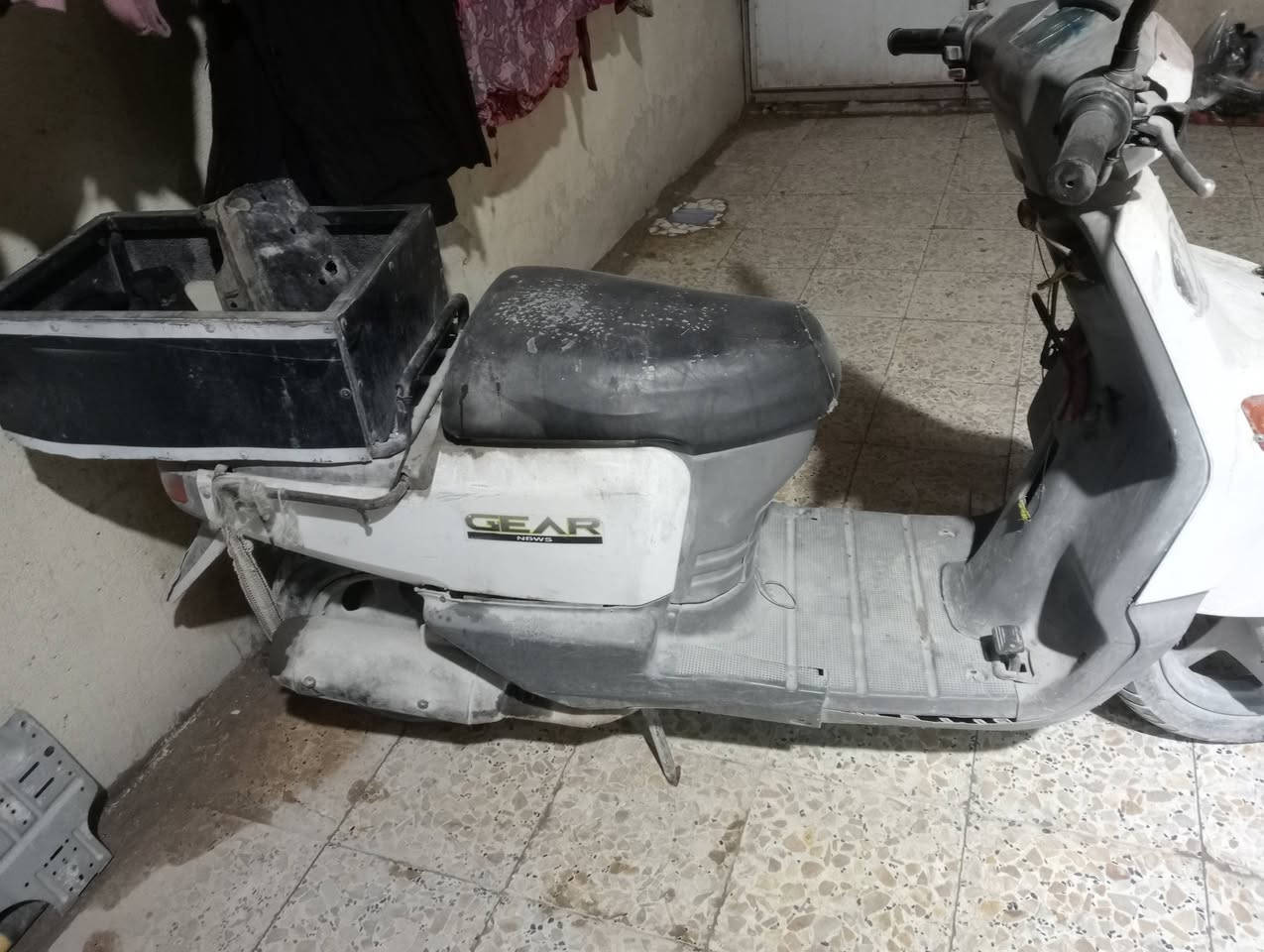 دراجه بيكم شغاله عوزه تنظيف كابريتر ابيع كومه حديد السعر 150 الف العنوان البصره زبير ***********
