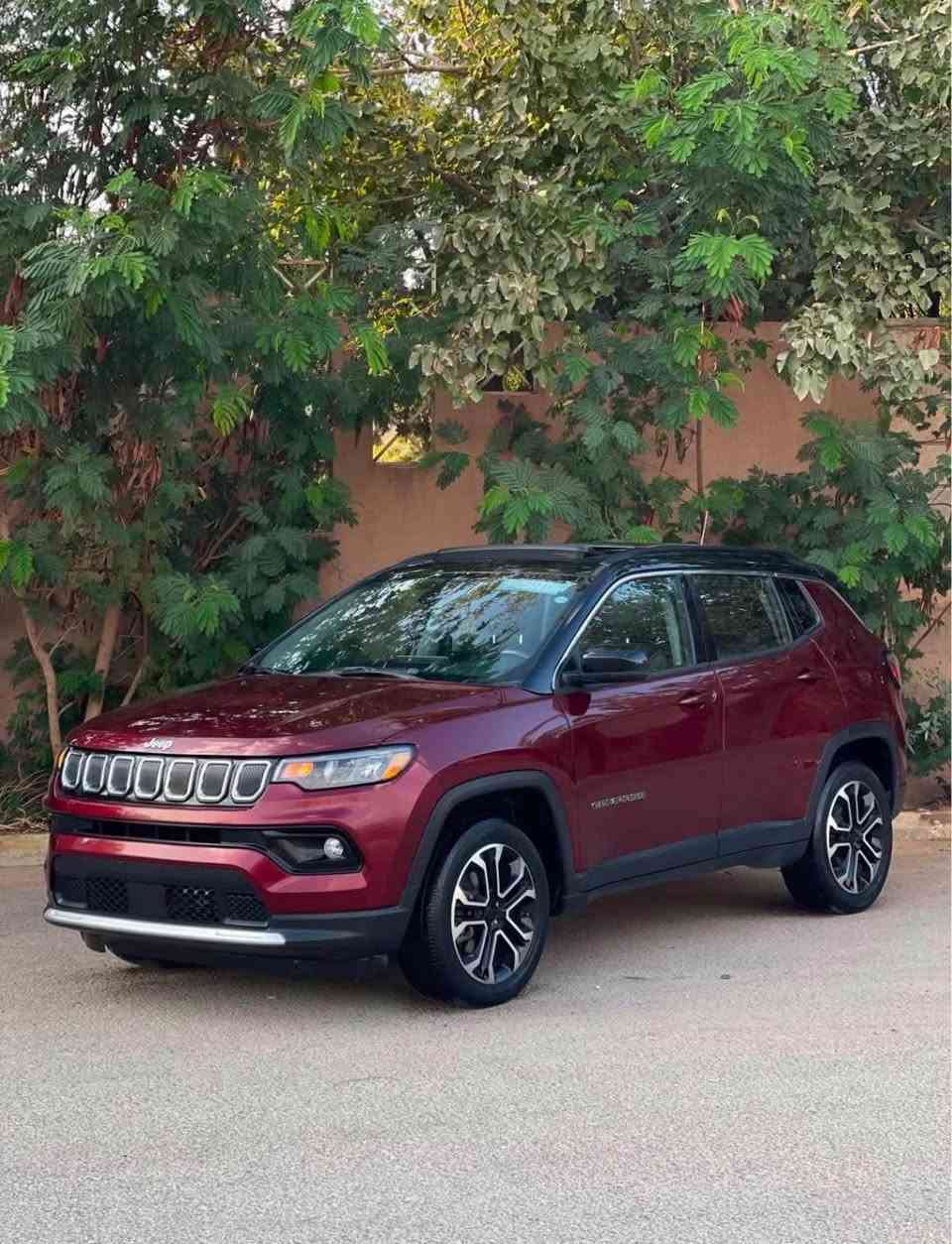 بِسْمِ اللَّهِ الرَّحْمَنِ الرَّحِيمِ
Jeep Compas Limited
2022
65 000km
ڕەقەم سلێمانیە 
تب:سەیارەکە بێ بۆیاخە بێ ئێڕباگە
بەس تەعدیلێکی کەمی هەیە
هی مەعرەز نیە و زۆر زۆر پاکە هەموشتێکی مەزبووت بێ کێشە

مواسەفات

کوشن هیتەر
کوشن کارەبا
سوکان هیتەر
تەبرید دوو زۆن
تەبرید مەرکەزی
Auto Start Stop
سوکان ڤۆلیۆم 
برێک بەسمە
بەسمە
دەرگا بەسمە
شەغال
راداری پێشەوە
راداری پشتەوە
ئاوێنە رادار
خەتی جادە
پانۆراما 
سەقف ڕەش بیلاد
دەبڵ ئەکسل و قفڵ ئەکسل
مۆدی بەفر و قوڕ و لم
وە زۆر مواسەفاتی تر سەیارەکە فول مواسەفاتە
سەیارەکە ڕەقەمە و هەموو شتێکی تازەیە

نرخ:١٥٥
***********
+9647501282008 أربيل, العراق
