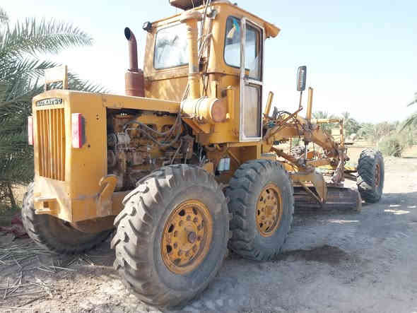 كريدر كوماتسو للبيع محرك استندر تخم تاير صفاح بلاد رقم واسط مالك ميسان السعر ٢٦ وبيه مجال حك الجيه رقم هاتف *********** الحله
