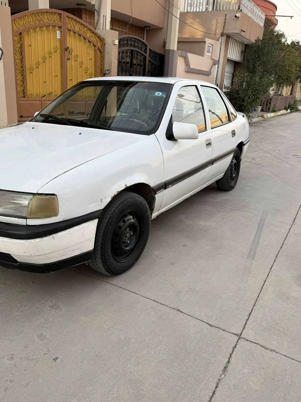 السلام عليكم فكتراء البيع ضررهه هلالات معمرة بس السعر ٤٧الرقم الهاتف***********
