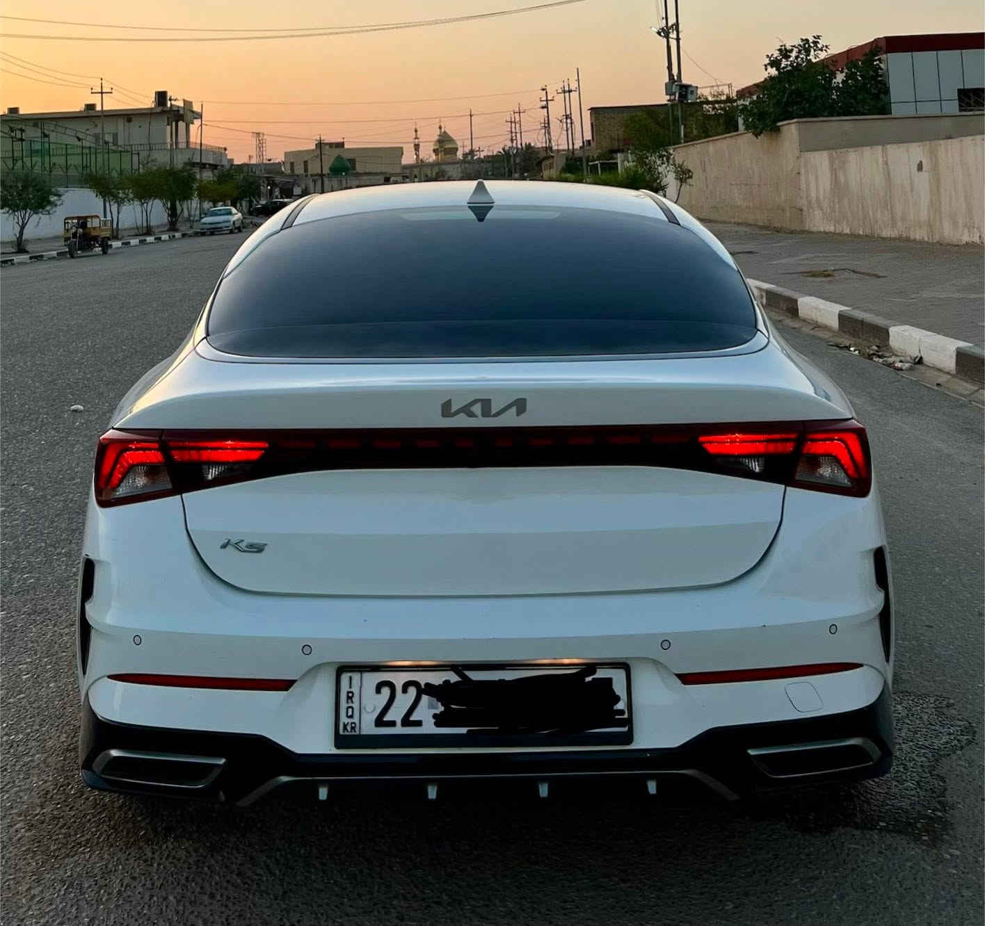كيا 2022 K5
مواصفات خليجي نص فول  رقم اربيل
محرك 2.0 
كفالة السيارة بدون فتح بدون صبغ بدون بارد 
كير ومحرك كفالة 
السعر 185 و مجال كلش بسيط 
الرقم *********** 
العنوان البصرة القرنة
