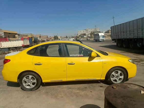 السلام وعليكم انترة موديل 10 رقم نينوى هيئه غرامات صفر هزة جديدة باقي على تحويل كير شرط مكينه مال كصه قبل 3 اشهر شديتها ضرر مكصوص صندوكها اطارت جدد السيارة خط تلعفر السعر 92    ***********
