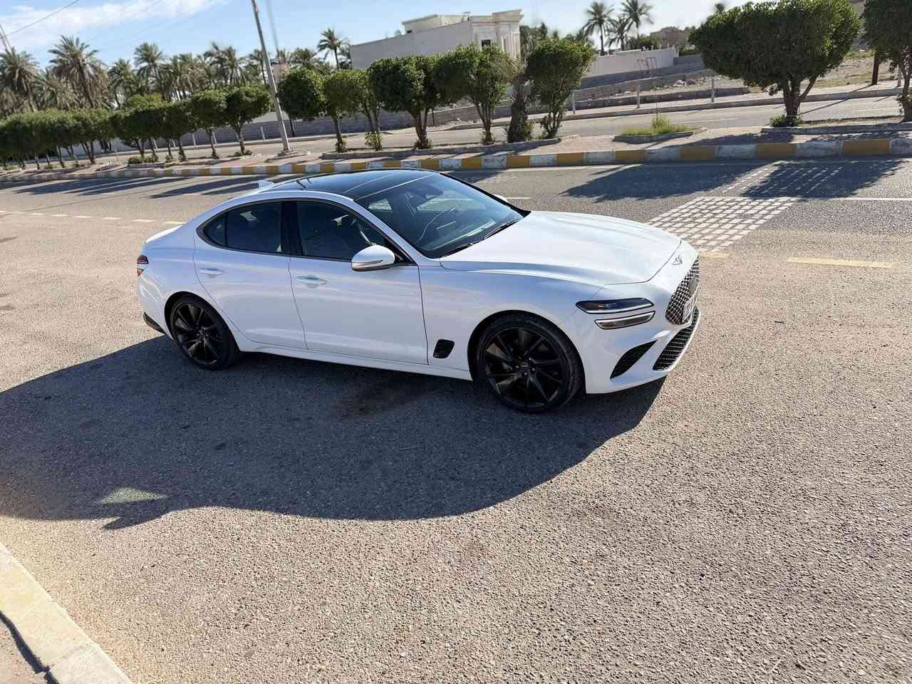 جينيسس 2023
4 سلندر 
ماشيه 23 الف كيلوو 
اعلى مواصفات ب٤ سلندر 
 رقم اربيل تريد تحويل تريد وكاله 
السياره ما بيها اي نقص جاهزه 

حادث السياره بس  جاملغ امامي ايرباك سترين بس وصور الحادث بلمنشور 

السعر ٢٣٥ وبيها مجال بسيط 

مكان السياره ميسان عواشه 

***********
