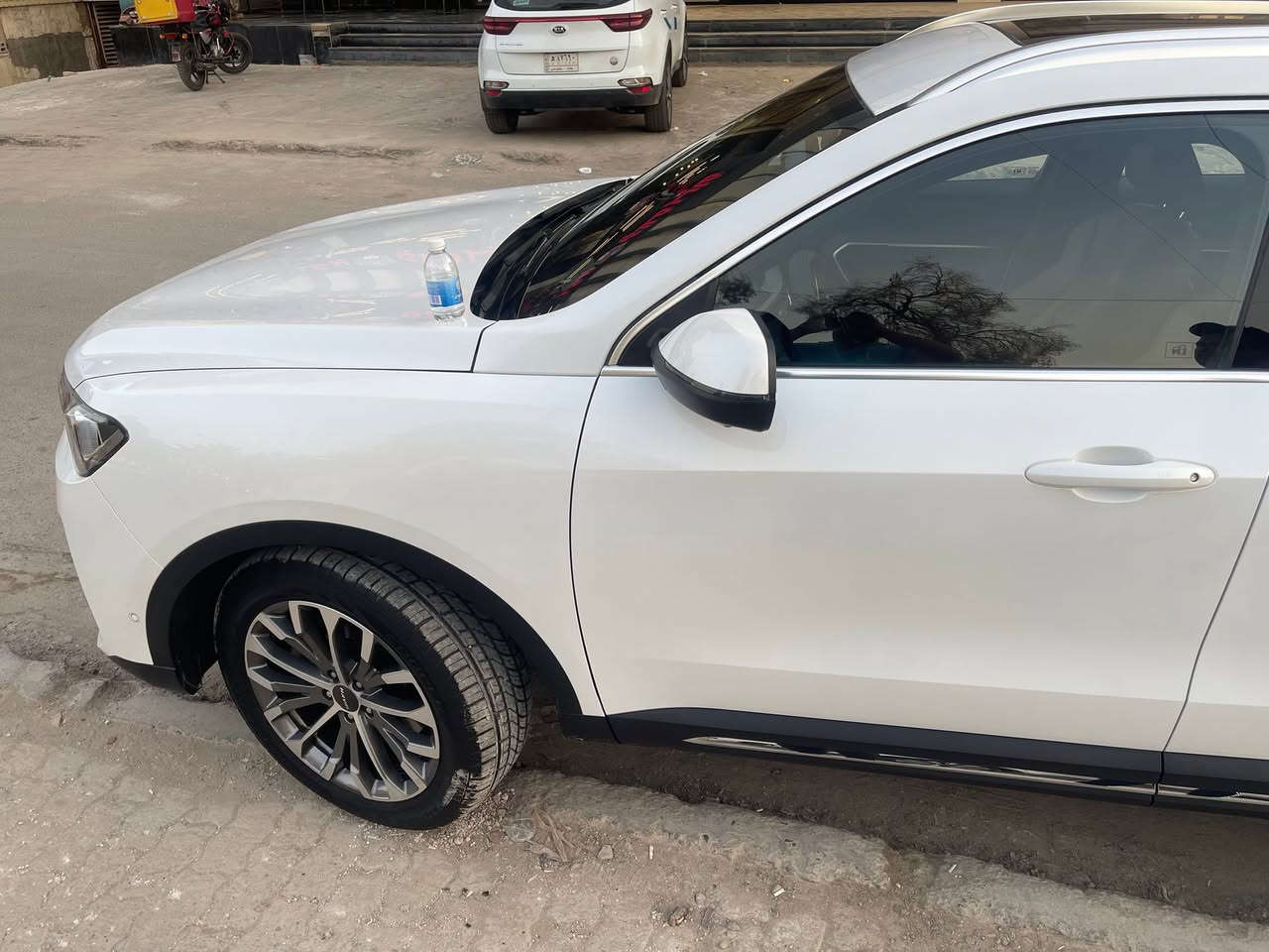 سلام عليكم للبيع HAVAL H6 2020
السيار رقم بغداد شرط التحويل مكانهة بغداد

ماشية 125كم

السيارة بيهاقطعتين صبغ بدون دواخل

طخم تاير جديد

حجم المحرك 2000 تيربوالمرغوب

كير السيارة DCT دبل كلج 7 سرعات

موصفاتها فول 1/1

تحديد مسار

3انضمة قيادة

مثبت سرعة 

رادارات بكل مكان

داخل صاج

تبريد قطعتين

شاشة دجيتل

انارات محيطة مخفية داخلي

اوتو هولد

اشارات ترحيبية ب علامة هاڤال

مساحات خلفية

كامرات امامي خلفي 360 د

كشنات جلد+تحكمات الكشن كهربائي

والمقاعد الأماميةمزودة ب هيتر

تحكمات ستيرن

الستيرن هيتر

مرايات طوي تحكم ب بصمة

اشاير بل مري

هاند بريك بصمة

اوتو بارك توقف الركن الذاتي

بك لايت ليد

حساسات اطارات مانع انزلاق

شاشة كبيرة+شاشة اعطال

رادار جانبي+رادار امامي

مراقبة النقط العمياء

نضامABS /ESB

شفتات بل ستيرن(تنطيك طابع رياضي)

شحن لا سلكي

صندوق كهربائي

بيهادبل بصمةتشغيل(2)

مثبت سرعة

فتحة سقف

المكينة والقير بحالة ممتازة

السعر((120)) وبيها مجال حك جيتك و ماكو هاڤال

نضيف بهيج سعر

و بل عافية عل ياخذها

ارقام التصال

***********

موجود وتساب
