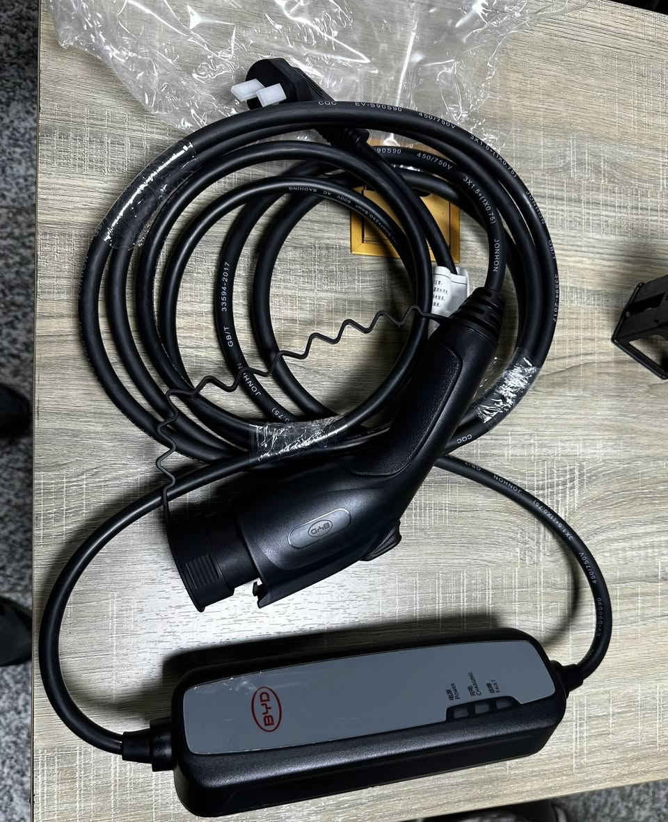 يتوفر شواحن BYD اصلي
سيل 5 كن بلاس دستروير  

تواصل واتساب 

***********
