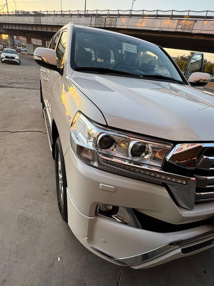 لاندكروز 2018 بريم أصل جديدة جدا كفالة عامة
رقم بغداد بإسمي السعر 52000 $ واتساب ***********
