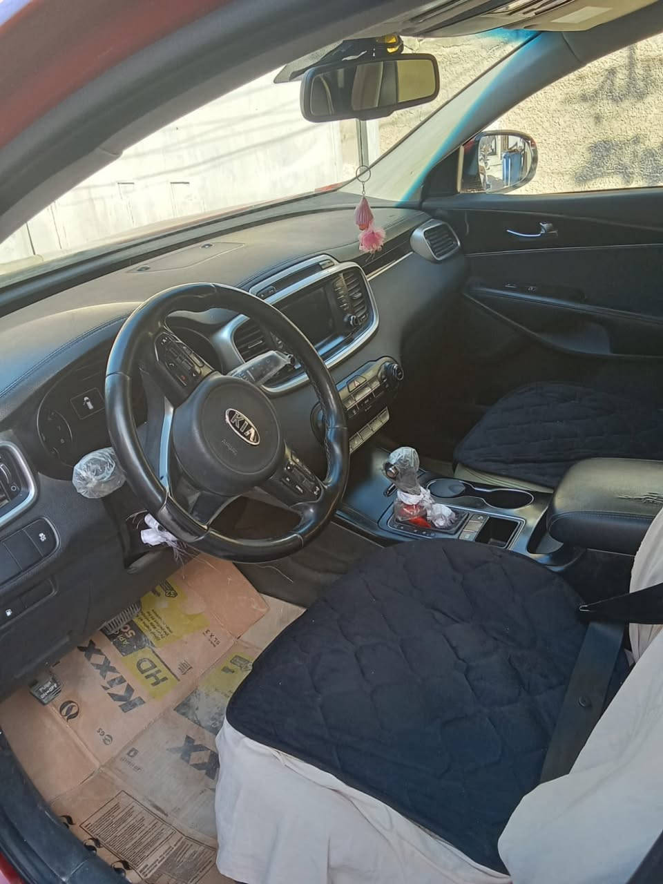 سلام عليكم. سورنتو  موديل 2018 رقم بغداد دولي بسمي 
وارد امريكي حادث جاملغ وبنيد مصلحات مامبدل.  
شاشه فتحة سقف
تحكم سيرن 
سيارة فول ماعدا البصمة
مكانها بغداد 

‭0771 737 7572‬
خاص ماجاوب هذه الرقم واتصل بيك خير وادلل
