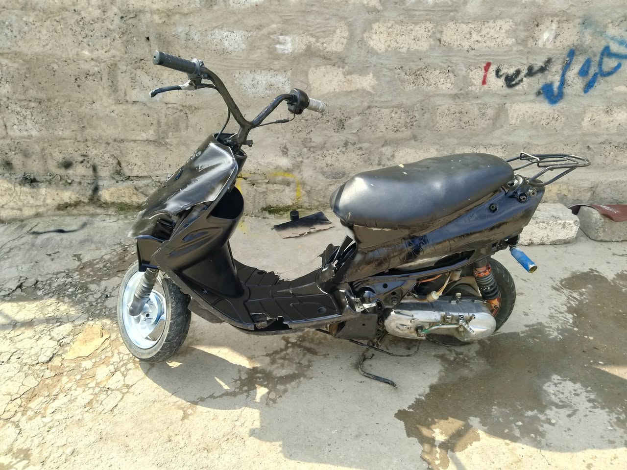 السلام وعليكم ماطور نحله بيجي9زروف ماطور تحريكه معدل نار مكينه خرسه ماطور فول السعر175وبي مجال شراي الاتصال على الرقم ***********
