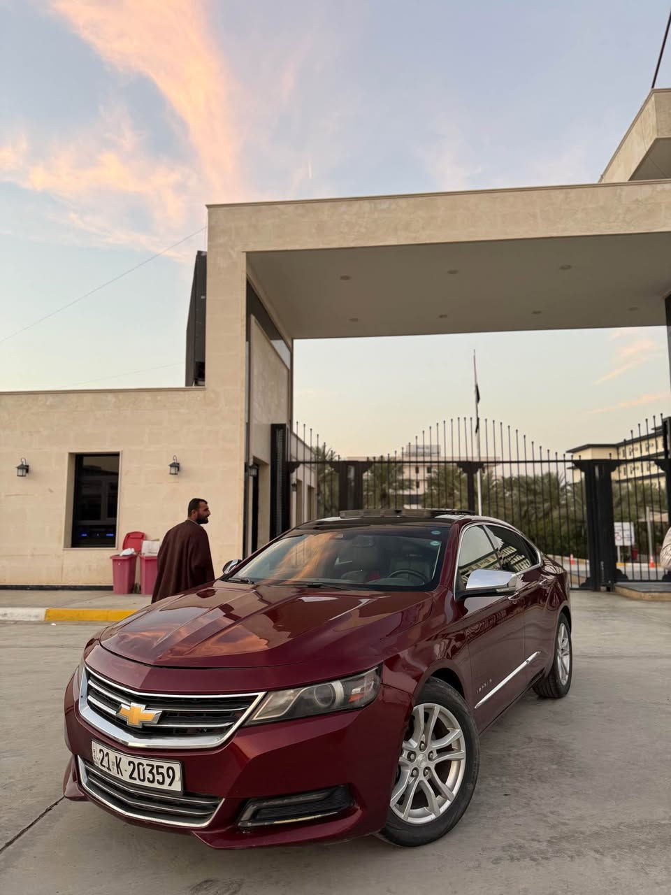 السلام عليكم اخوان امبالا ١٧ فول الفول حادثها جاملغ وبنيد  واجه بيها من امريكا البابين والجاملغ الخلفي كلير من امريكا  السياره جديده مكينه كير بلاد وشرط ترايك زيرو 
ماشيه ١٩٠ كيلو متر 
تخم تاير وصدر امامي خلفي جديد 
كشرها جديد السيارهه نصبه احلا من الصور 
منضومه زنونن نههار 
بنراما طكتين 
حساسات اماميه خلفيه 
رادارات جوانب وامامي 
كشنات سايق وعكسه كهرباء 
كشنات جلد 
كشنات تدفئه تبريد 
استيرن كهرباء وتدفئه 
قاصه 
٥ بصمات 
نقطه عمياء 
تبريد قطعتين  ٦ سلندر
هواي مواصفات السياره فول الفوللل جديدهه نصبتها احلا من الصوره 
رقم سليمانيه باسمي تحويل ثاني يوم  سعرها 120 وبيها مجال 

للاستفسار ***********  العنوان ديالى الخالص هبهب بعقوبة, ديالى
