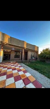 دار للبيع • ٤٠٠م • محل شارع