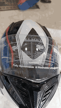 🔥 خوذة تحميك… مو بس ترافقك.

على الطريق، ثانية تغيّر مصير.
اختار أمانك قبل المسافة. 🛡️🏍️

للحجز واتس ***********

#دراجات
#تزويد
#ترند
#العراق
#بغداد
