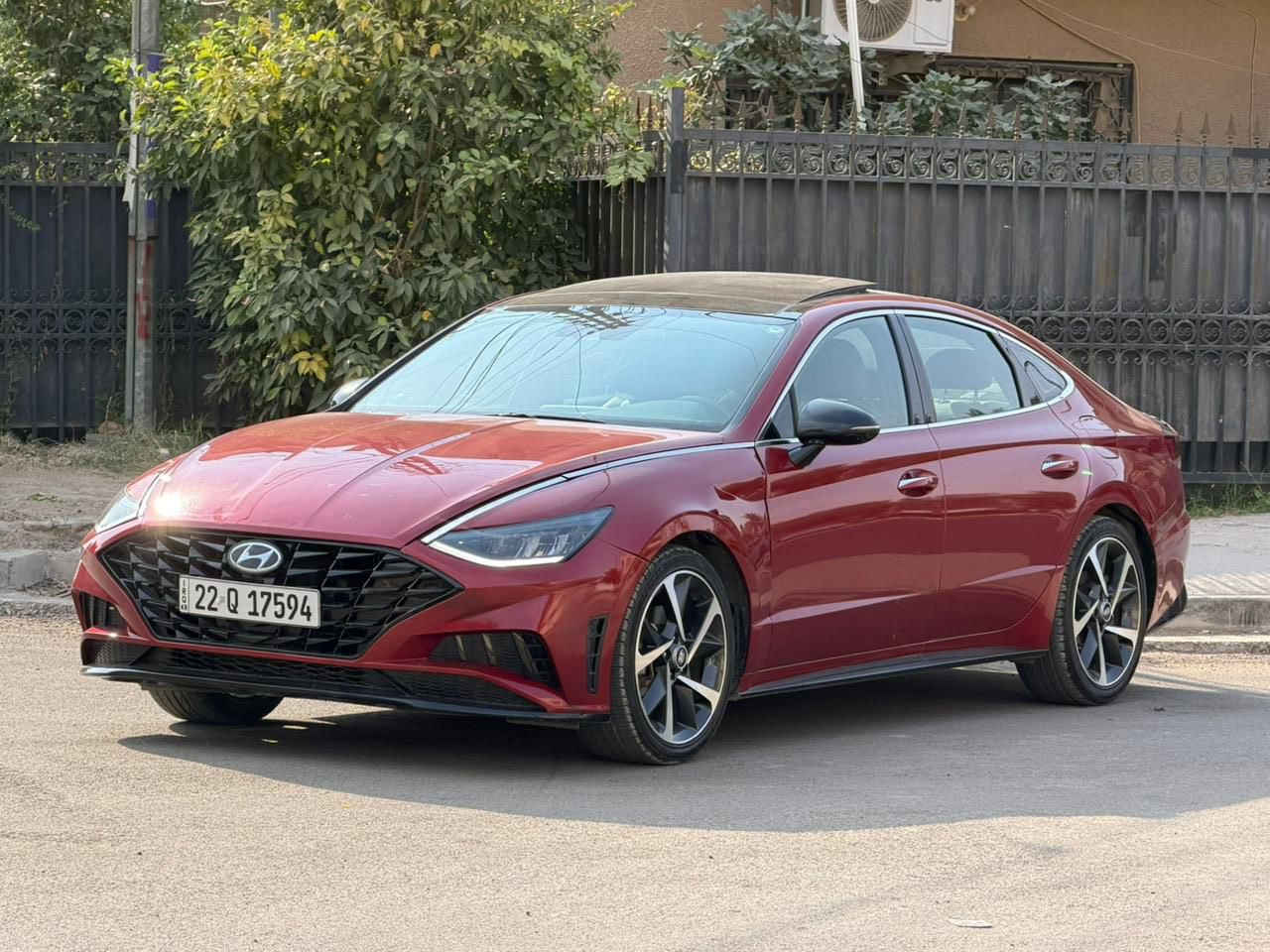 للبيع هيونداي سوناتا موديل 2023 فول
رقم اربيل ترقيم جديد 
السيارة وارد امريكي بيها صبغ بنيد و صبغ بين باب الخلف وجاملغ شي بسيط

المواصفات : 
1 - بانورما 
2- لايتات ديناميكي 4 عدسات 
3- حساسات امامي خلفي 
4- رادار امامي خلفي جانبي 
5 - تدفئه كشنات
6- مكينه 1,600 تيربو 
7-كامرات خلفيه
8- كشنات كهرباء جلد 
9- لد انارة داخليه بلادي عدة اللوان 
10- تحكم ستيرن جهتين 
11- كروس سرعه + تحديد مسار والخروج عن المسار
12- تشغيل عن بعد 
13- تبريد خلفي 
14- مرايا وسطيه وجانبيه عاكسه للضوء 
15- حساس مطر 
16- سستم صوت بووس 
17-تبريد قطعتين 
18- ستيرن هيتر 
19-شاشه كبير ذكية +ابل كار بلي 
20- الصندوق ذكي يفتح عند الاقتراب منه 
21- شحن لا سلكي 

سعرها 182
مكاني بغداد الاسكان  
***********
