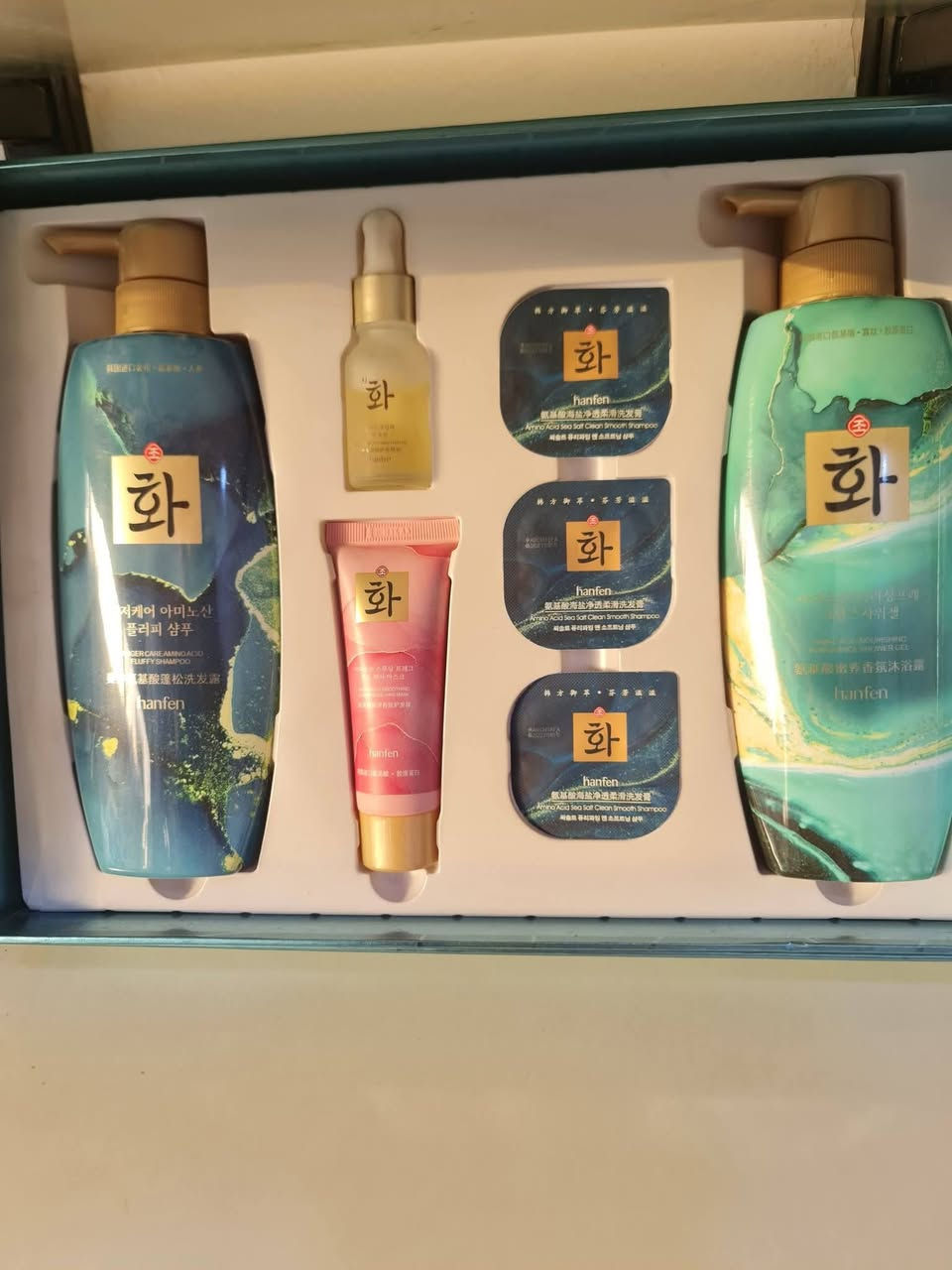 من جد اجتهد  بعد  العمل  والتوفيق من الله تم تصميم  لوكو خاص  بالبيج وعملي
#بيج_سارا 

للكوزمتك والهدايا ومستلزمات الطبيه 

بكجات  عنايةلبشره  وجسم 

متوفرة لدينا 

تقدم هدايا  لطيفه 

تغليف متوفر لدينا مجاني حسب طلب الزبون 

العنوان /واسط صويرة  شارع الفوج  مقابل تصوير مرام 

توصيل متوفر لدينا لكل العراق 

https://www.instagram.com/saraa_alzubaidi_1988?igsh=dnRxam9nbDFuOGxv

رابط البيج انستا  
للتواصل مراسلة الحساب د. كہٰتہٰورة  
وقت افتتاح الكوزمتك من يوم غد قبل الفطور وبعد الفطور


**إذا كنت صاحب هذا الإعلان وتريد حذفه لأي سبب، رجاءا أرسل رسالة إلى الدعم الفني**