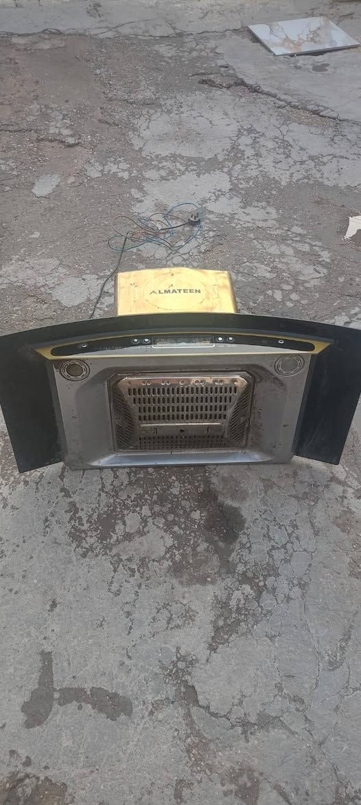 ملحق جديدشرط فقط ملحق مترين اونص بدون سنك غسله شغاله ساحبه شغاله ***********كربلاه حي العسكري
