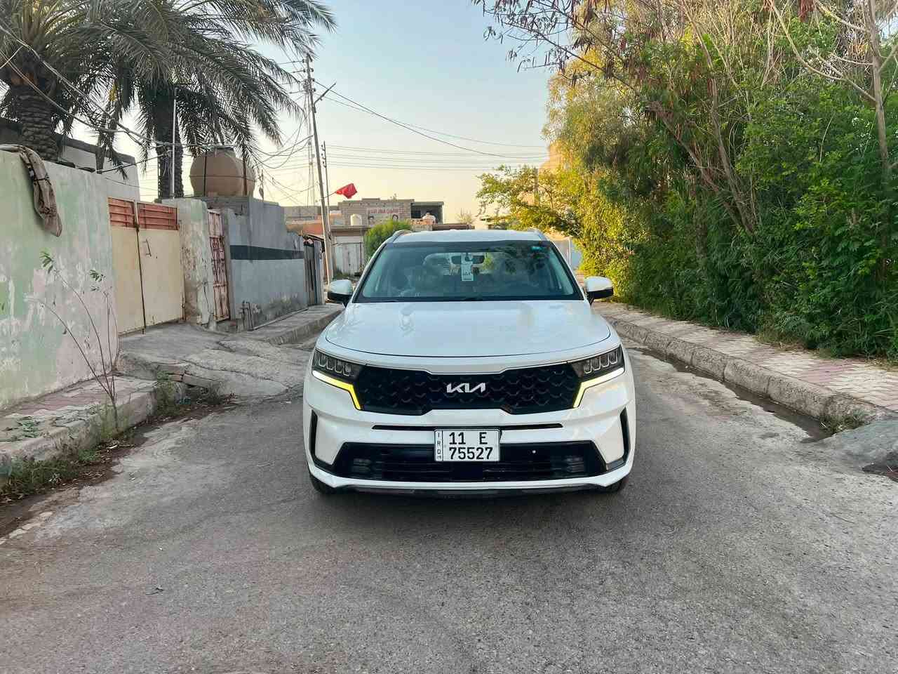 كيا سورنتو خليجي 
رقم بغداد الماني بسمي 
موديل ٢٠٢٢
لون ابيض 
٦ سلندر ٧ راكب 
فوووووول مواصفات بدون فتحة 
بصمتين: تشغيل وتقفيل 
هند بريك بصمة 
تشغيل عن بعد 
اوتو هولد توقف ذاتي 
اكيورة بلستيرن مال تحكم
مانع انزلاق وانحدار 
نظام ايكو وسبورت
كير ماوس ٨ نمرة
كشنات جلد اصلي 
كشنات ٢ كهرباء 
كامرة دوارة اصلية 
اضواء ترحيب بليدات 
علامة سورنتو بلدوسة 
شاشة كبيرة اندرويد 
مري شفط مع القفل 
حساس امامي وخلفي 
تحكم استيرن فول 
حاكية : ابلوتوث: اوكس 
جي : بي: اس خرائط طرق 
كيجات السرعة زئبقية 
شاشة الدشبول الكترونية 
تبريد ابيانو لمس 
تبريد ٣ قطع ثلج 
اشاير بلمري 
يدات نيكل اصلي 
لد امامي وخلفي 
لايت زنون اصلي 
لايت اسود ٥ عدسات 
ويل اكروم ١٩
تخم تاير جديد لك 
ماشية ٥٠ اصلي ادك جرس 
كير ومكينة وصدر وحدادية وتبريد كفالة عامة 
بدون ضربة وتبديل واشخوط وبارد وصبغ عدى شبرين بلجاملغ فقط بدون دواخل 
ممفتوح بية برغي 
الرقم الدولي الجديد/ هزة جديدة/ سنوية جديدة 
كتلوكات الشركة موجودات/ البصمة الثانية ممستخدمة 
السعر ٢٤٣$
***********
