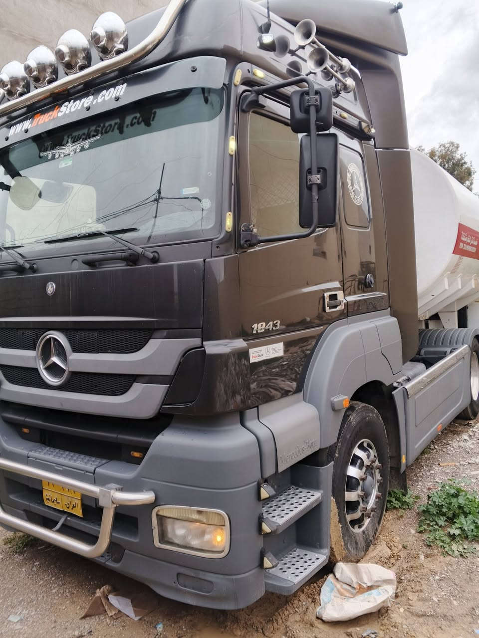 السلام عليكم اكسوار 2006 بدون صبغ تانكي حازم كير كهربائي تخم تايه اسبيدرات تبريد ويل كروم حجم 43 طوناج جيبس سياره فول نضافه***********
***********السعر 3000 مجال بسيط
