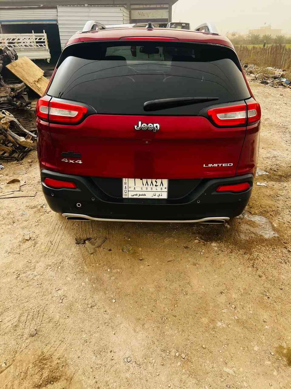 للبيع او مراوس 
جيب 2015 
فول مواصفات 1/1 عدا الفتحه 
محرك6 سلندر 
مكفوله من تبديل وضربه 
بيه 3 قطع صبغ بدون دواخل 
جاهزه سياره من كلشي 
السعر 128 وبيها مجال 
رقم ذي قار تحويل ثاني يوم 
عنوان ناصريه 
***********
