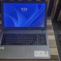 Asus VivoBook  المواصفات  Ram8  SSD 512GB  Core i5-8th   كرت الشاشة NV...