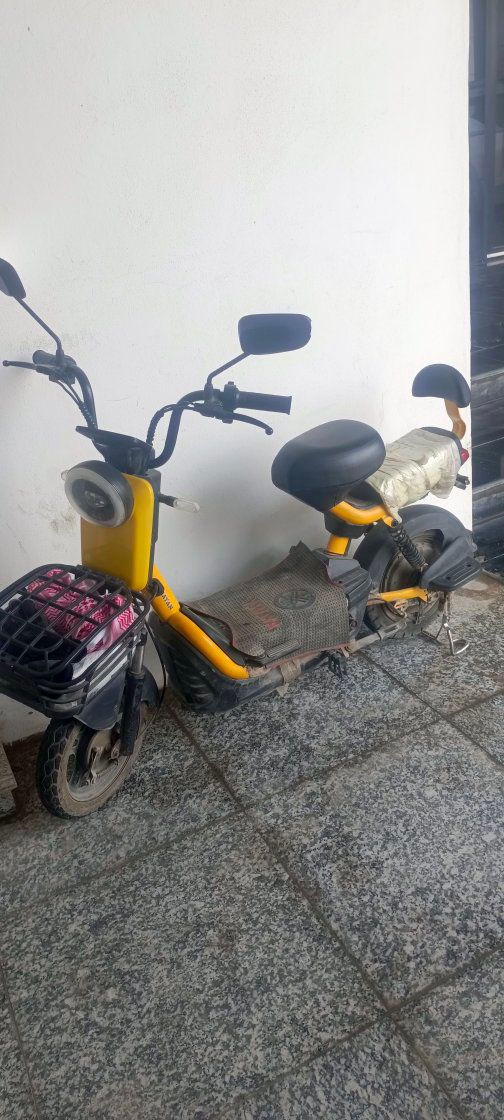 ماطور لللبيع حجم 14 سويج بصمتين 
3سرعة السعر250


**إذا كنت صاحب هذا الإعلان وتريد حذفه لأي سبب، رجاءا أرسل رسالة إلى الدعم الفني**