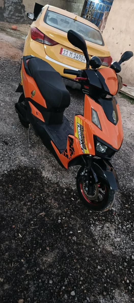 سلام عليكم دراجه شحن للبيع الماسه بطارياتهه نص عمر لايت عالي ناصي عقل جديد دراجه كامله الملف 2500 مكاني بغداد ابو غريب *********** هاذه رقمي بي واتساب
