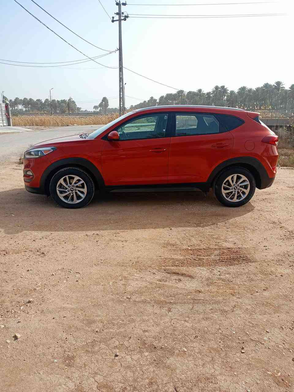 السلام عليكم للبيع توسان 2016 وارد امريكي لون مميز السياره حادثه البنيد فقط مصلح نفسه والباقي مكفول  ليبل واحد السياره جديده بمعنى الكلمه كير محرك حداديه تايرات كله فول مواصفات السياره محرك 2000 كامره شاشه صغيره فورويل انضمة قياده كشن كهرباء ويل كب كشاف رقم بابل دولي السعر 142وبيه مجال والشراي يتصل *********** وبي واتساب مكاني بالحله
