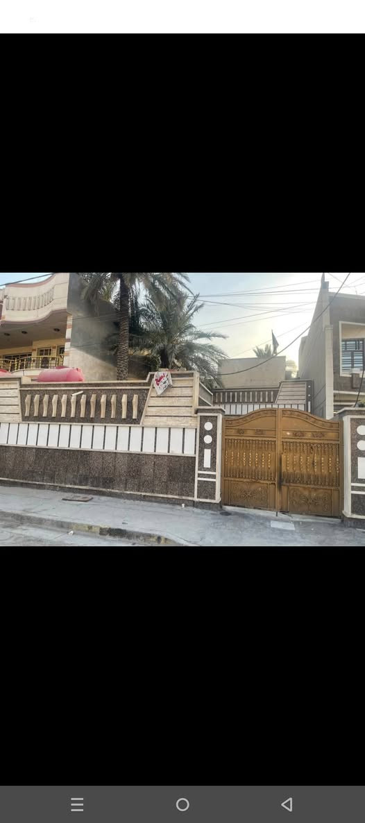 الدار للبيع
العنوان  الكمالية شارع70 قرب ابو المخضر 
المساحه 277
الواجهه10 
النزال 27 
البيت طابقين 
رقم الهاتف ***********
