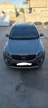 اسلام عليكم  سورنتو 2016 امريكي للبيع رقم بغداد بأسمي  حادثها البنيد ا...