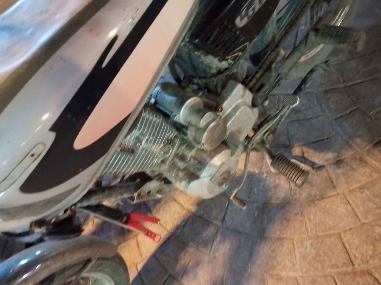 دراجة ايراني سافان خمسة گير بيها مشكلة بالنمرة الثالثة 350 و بيها مجال بغداد, العراق


**إذا كنت صاحب هذا الإعلان وتريد حذفه لأي سبب، رجاءا أرسل رسالة إلى الدعم الفني**