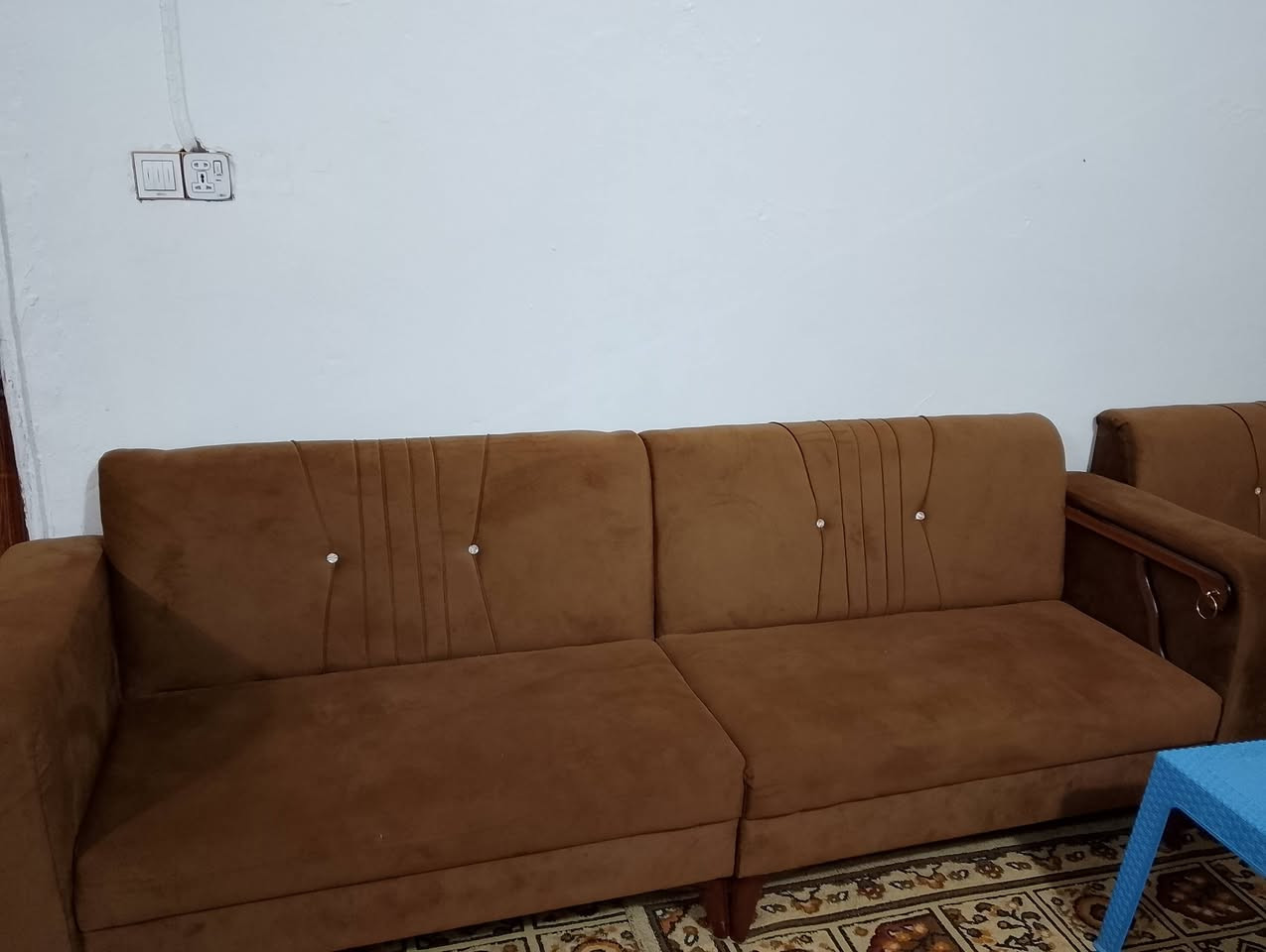 تخم قنفات 24 متر للبيع الاستفسار رقم تلفون ***********
