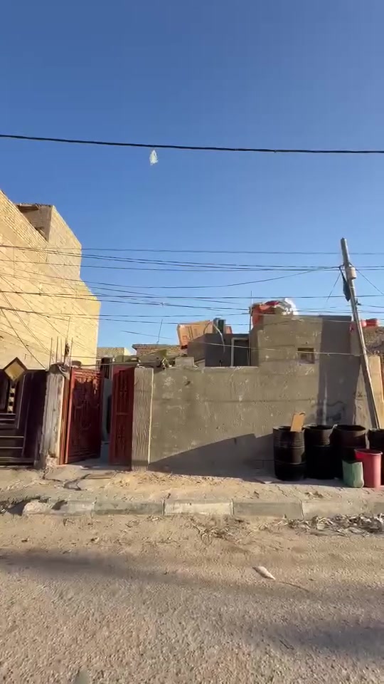 سلام عليكم بيت لبيع مساحه 90 متر نفس ماواضح بالفيديو طابق واحد مكانه حي غدير قرب مختار براهيم طربوش الشراي يتصل وبي خير ويدلل***********
