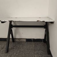 ميز لجماعت الPC ب 35 مستعجل ع بيعته  للتواصل على الواتس 07779692628