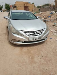 سوناتا 14 متوم نكليزي علرقم شاصي جاهزه سياره حلوا ونضيفه تبريد حداديه ...