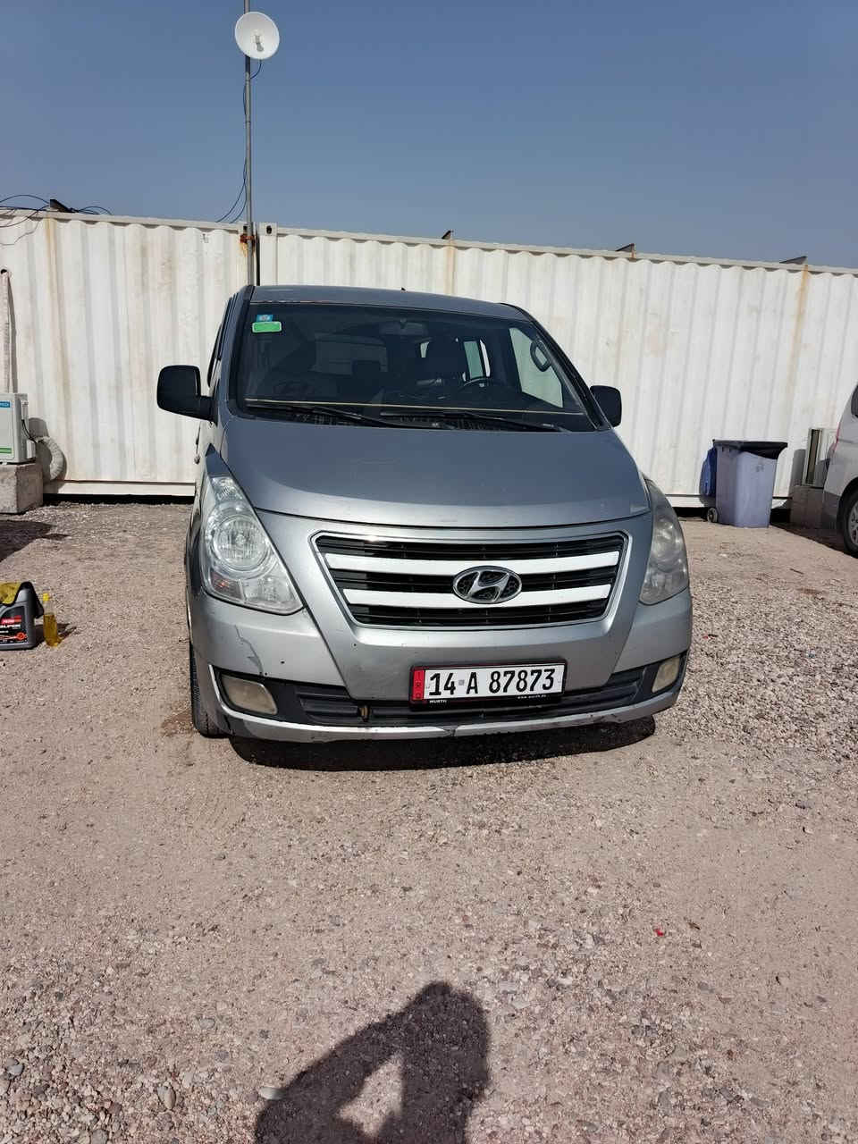 السلام عليكم ستاركس 17 اصل رقم وسنويه جديد سنويه 2030 تنتهي سياره حلوه حداده نص عمر مكينه وكير سبلاين 7 لاتبخير ولا تنقيص تبريد كهربائيات كله شغال مكاني بصره كرمه علي / سعرها 215 وبيه مجال / ***********
