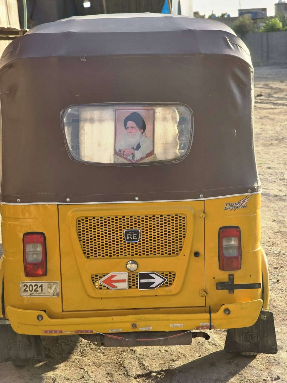 تكتك مديل واحد وعشرين كفاله عامه جديده من محرك من كشر خاس مابيه عده الي بصوره السعر 8..250  .......*********** بسمي سنويه
