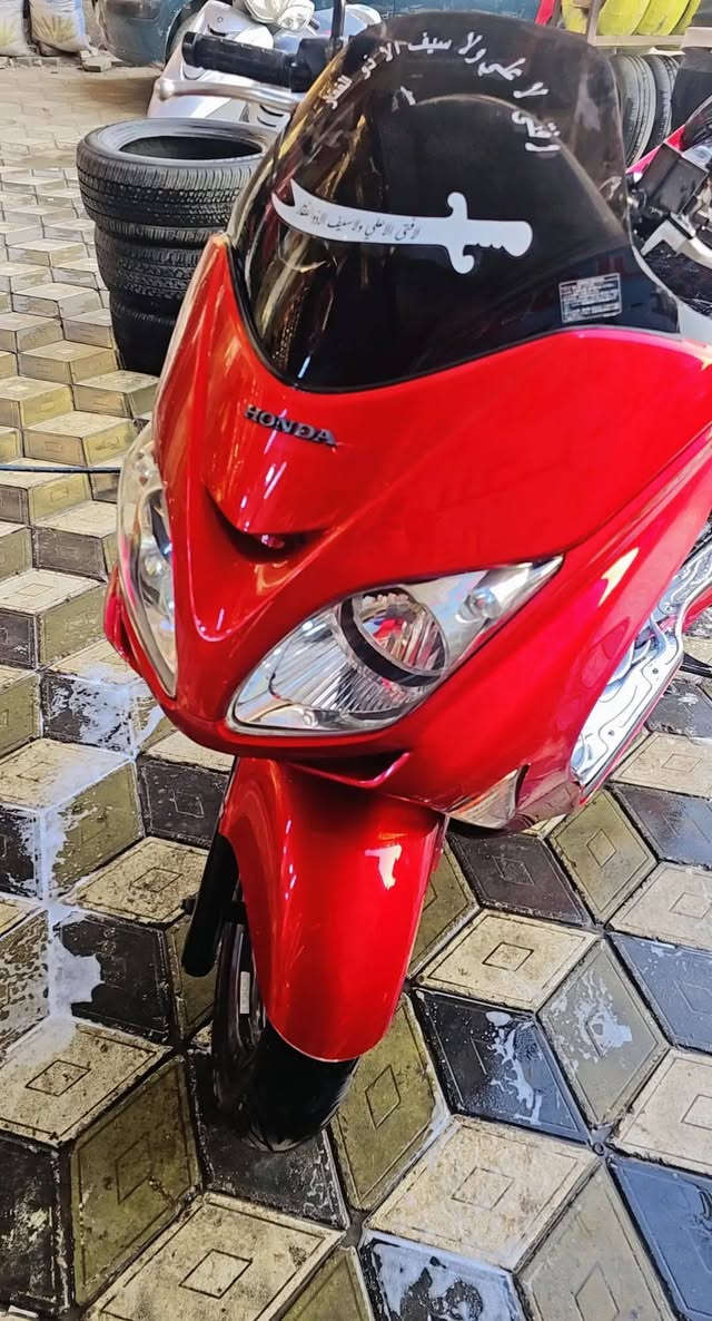 البيع مكان بغداد الزعفرانيه 
رقم هاتف ***********
فورزه (0/8)
