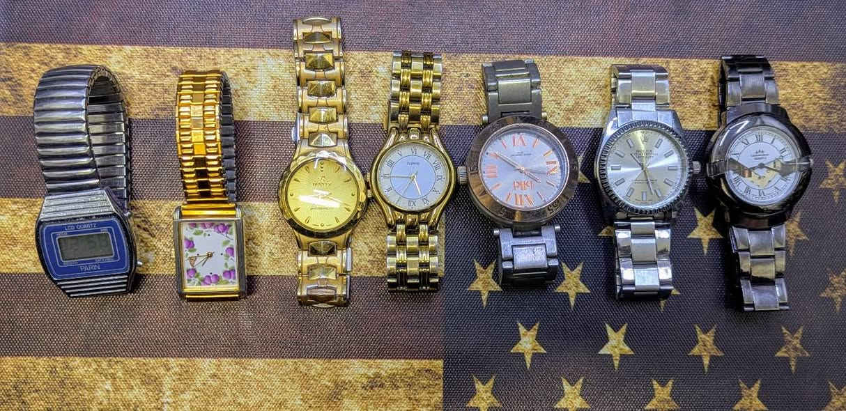 مجموعة ساعات أوربية أصلي السعر ١٠ للحجز واتس ***********#
