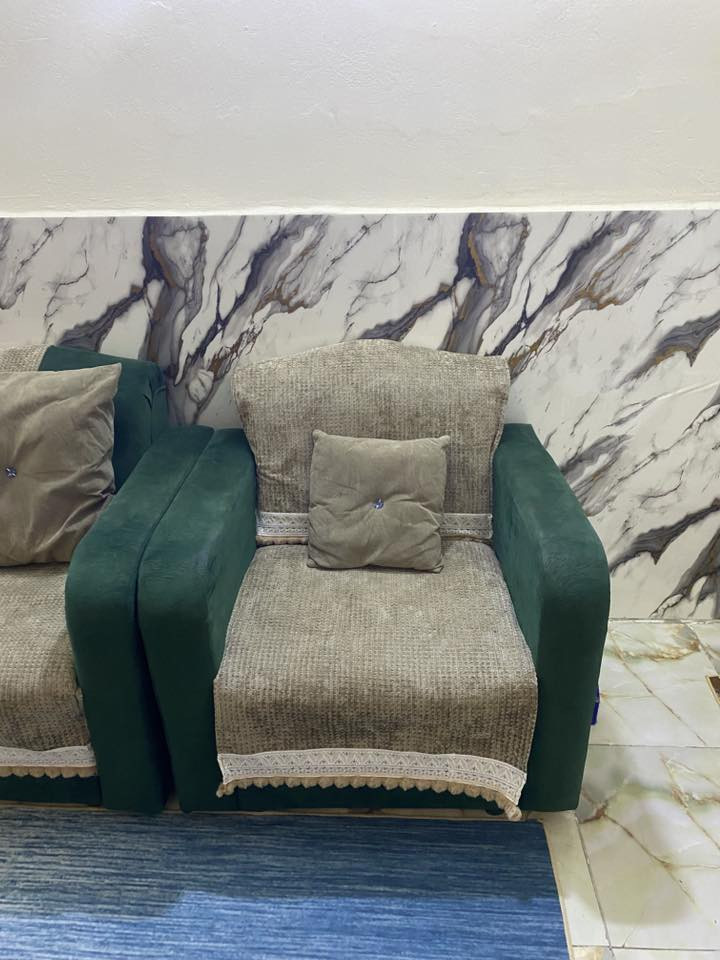 السعر ٢٠٠
١٠ مقاعد 
الامين الثانيه
***********
