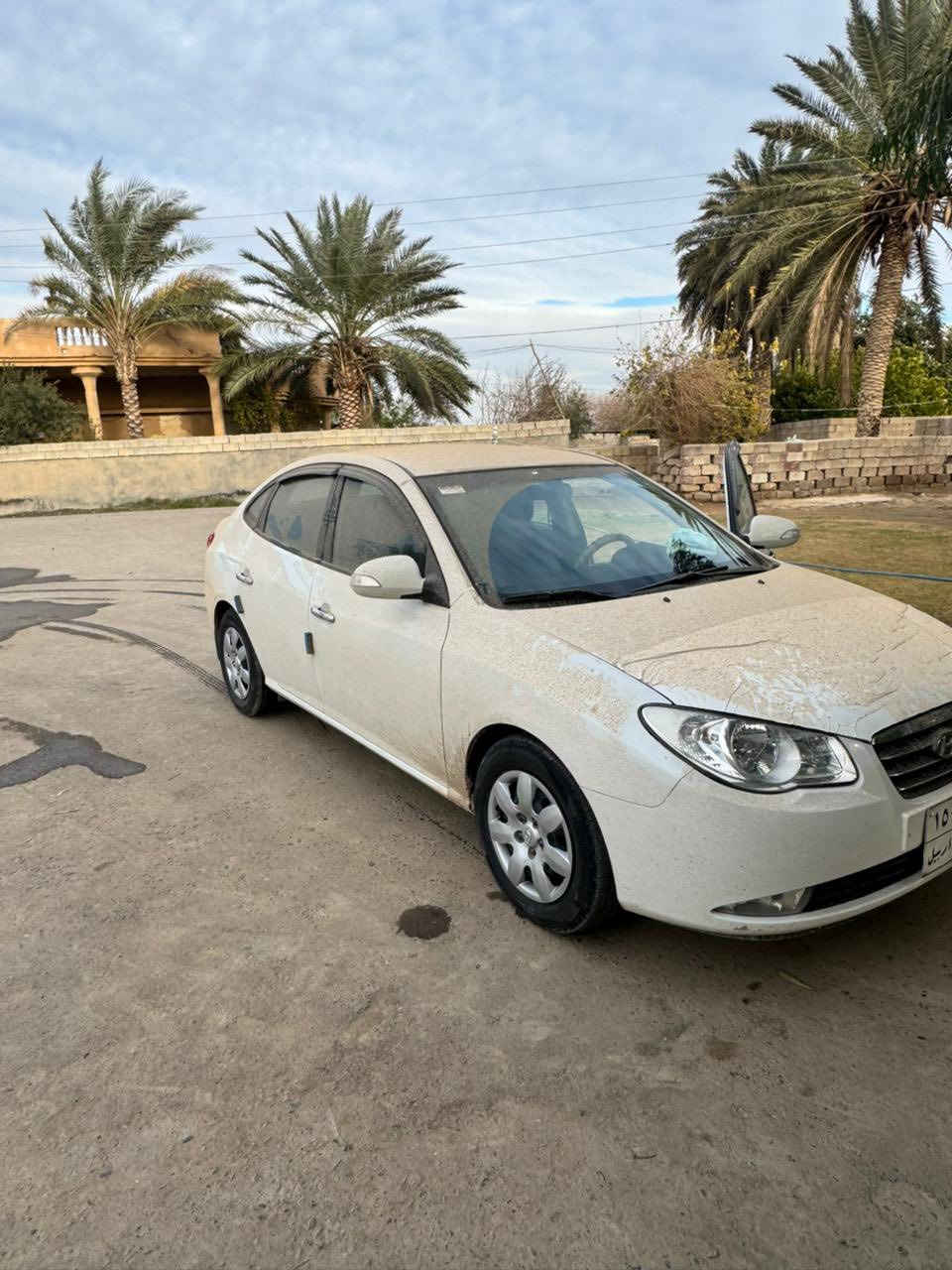 السلام عليكم…اعتذر عن الاقساط والوعده
للبيع هونداي النترا 2010 خليجي لون ابيض رقم أربيل شرط التحويل…
سياره خير من الله حيل حلوه واحلى من الصور…  مواصفات معروفه مواصفاتها مايحتاج اذكرها 
محرك 1600 شرط 
كير شرط بدون كل عيب صدر جديد
تبريد ثلج تدفئه نار سياره جاهزه مجهزه بدون نقص…
بيها 1 قطعه صبغ بدون دواخل والباقي مكفول…
السعر 118 وبيها مجال 
مكاني صلاح الدين تكريت ‭٠٧٧٥ ٣٤٣ ٨٩٩٤
